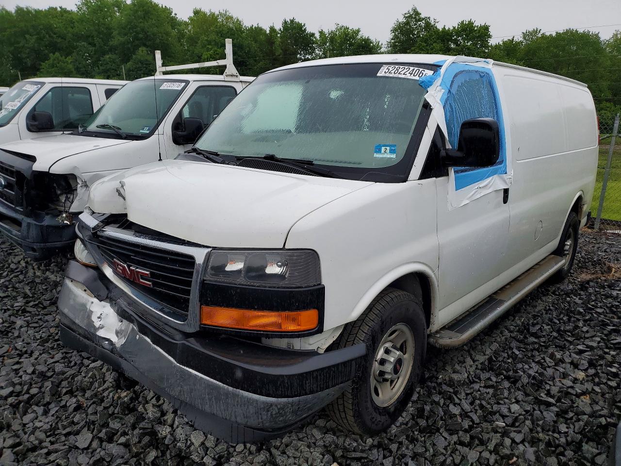 Salvage GMC Savana Image