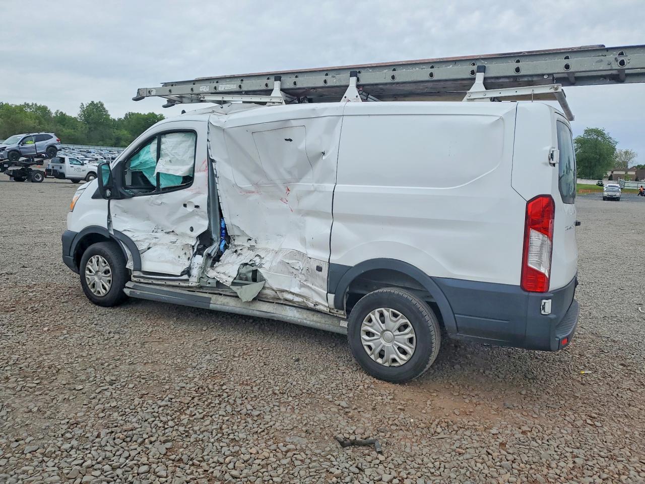 Ford Transit T-250