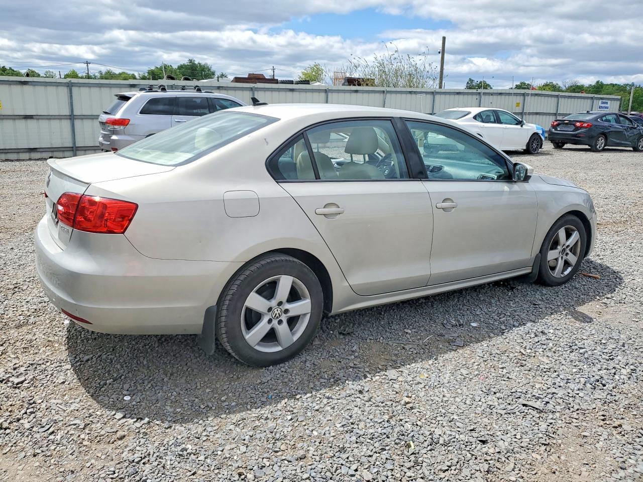 Volkswagen Jetta Se