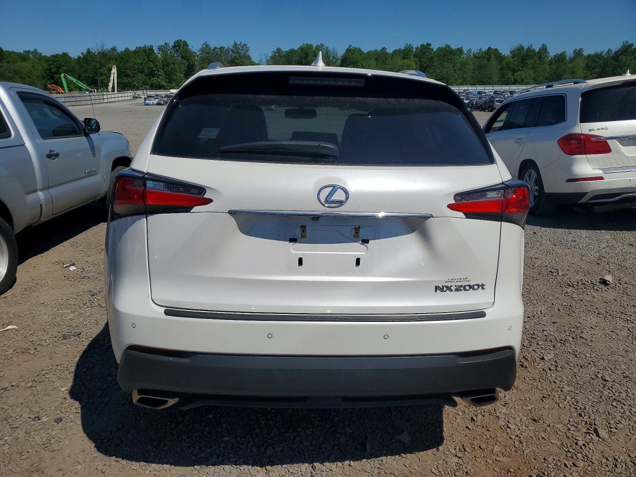 Lexus NX Base