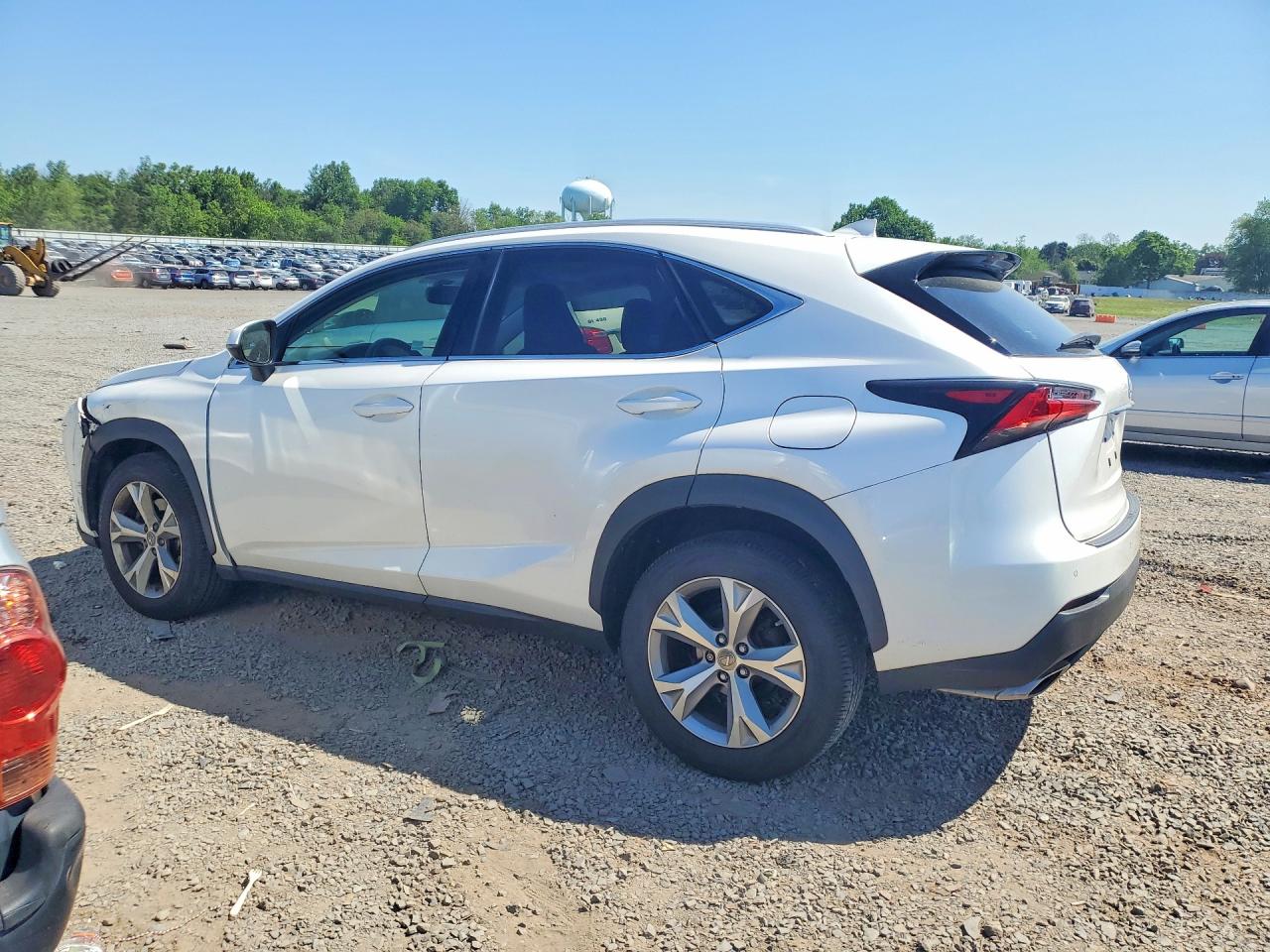 Lexus NX Base
