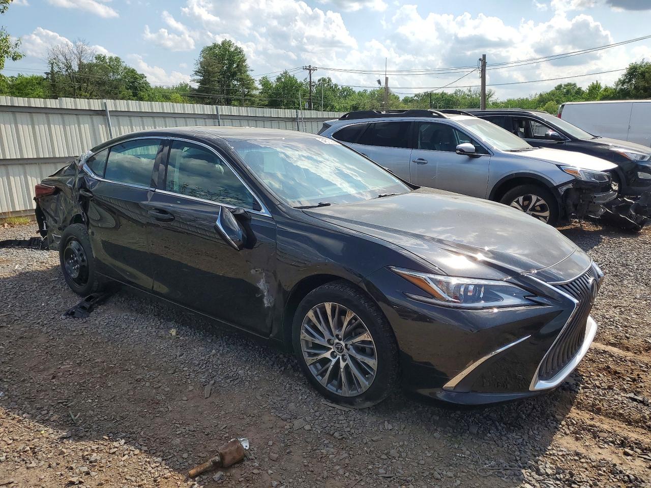 Lexus Es Base