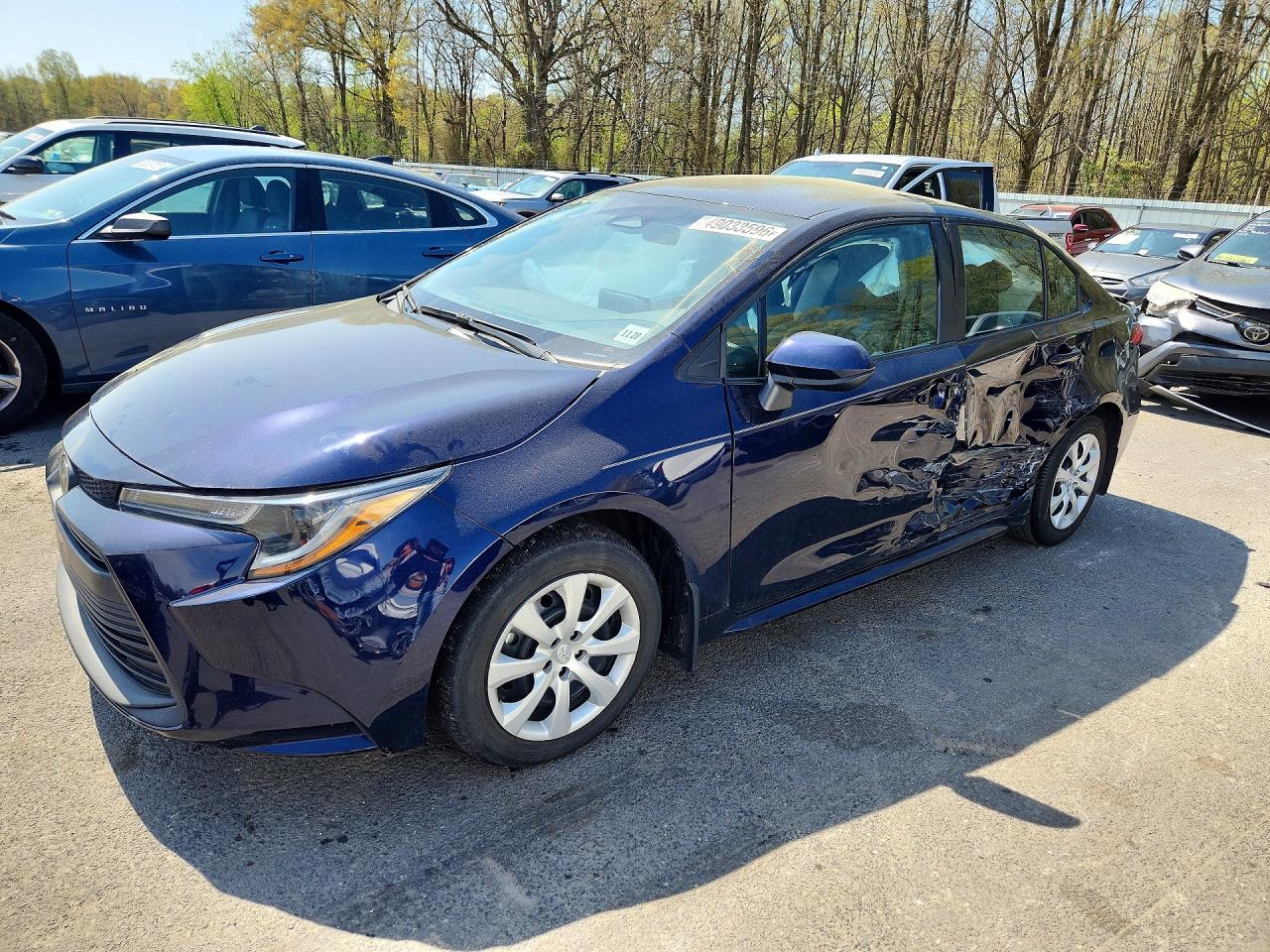 Salvage Toyota Corolla Image