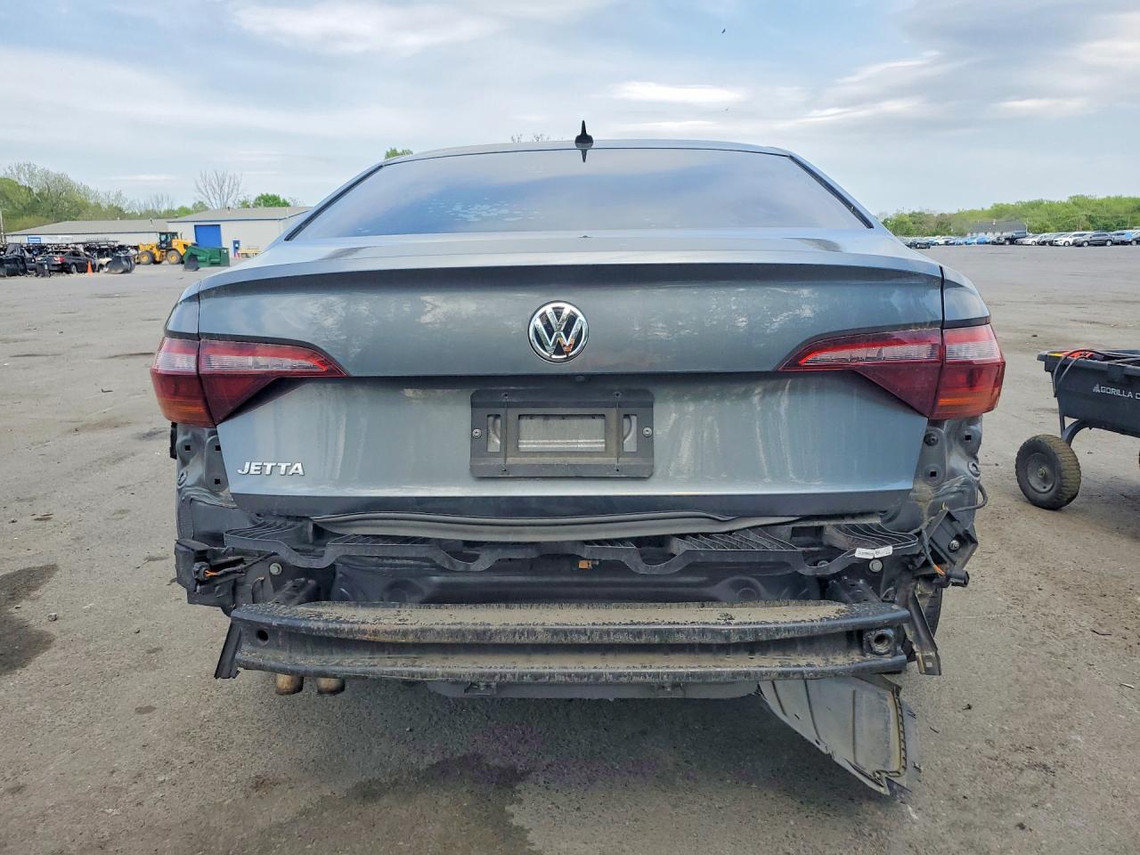 Volkswagen Jetta S