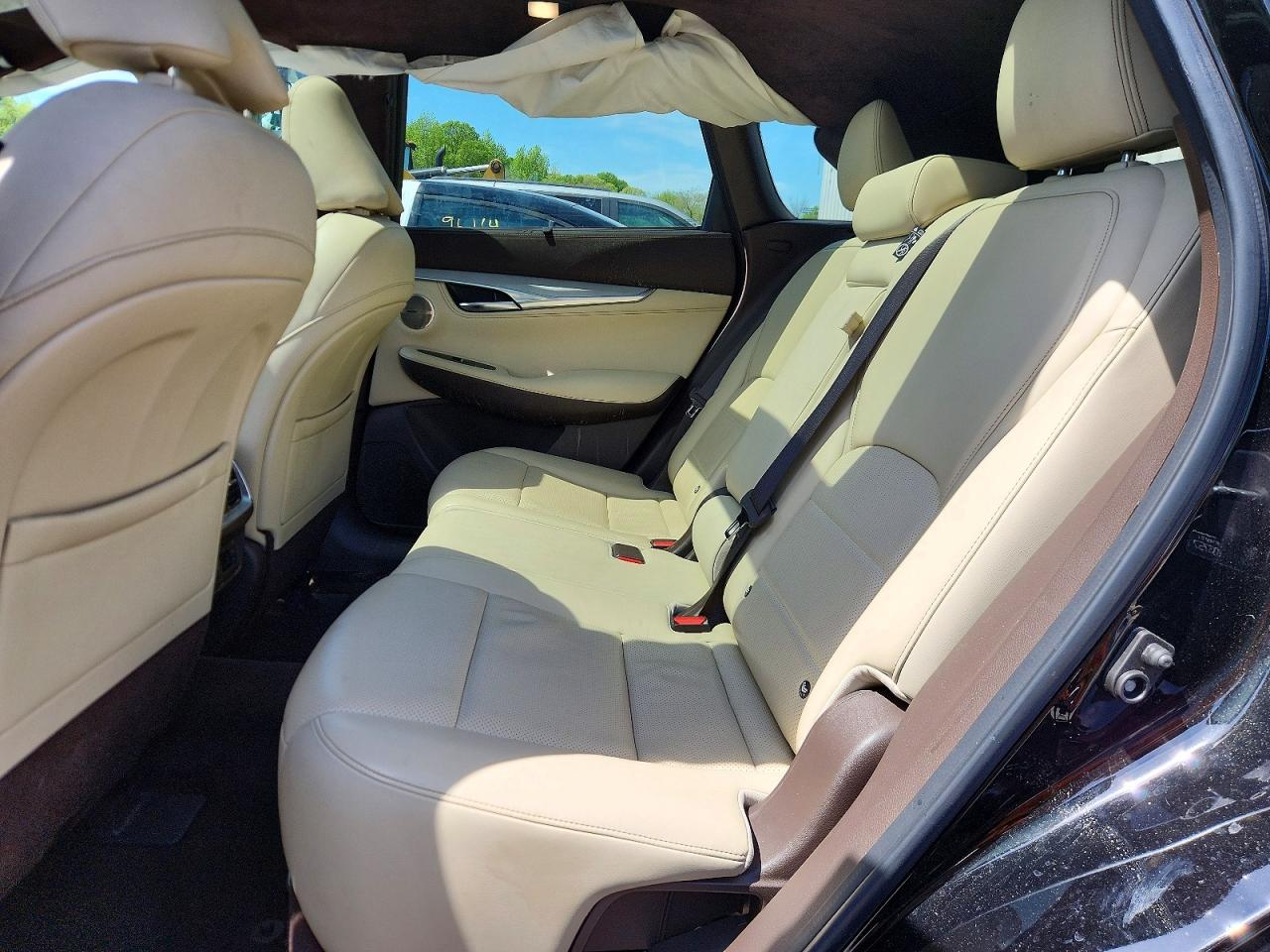 INFINITI Qx Essential
