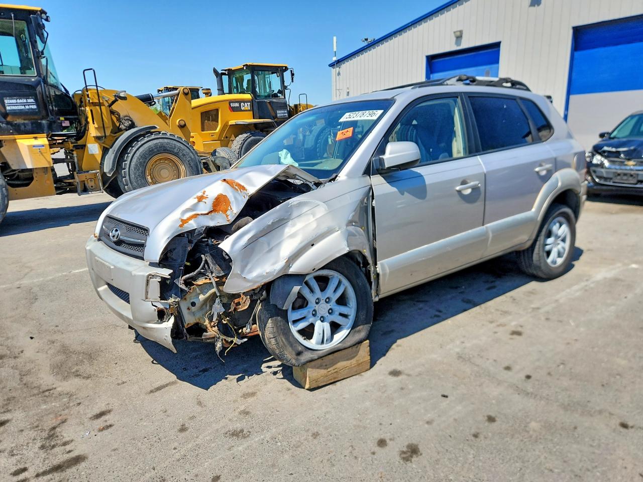 Salvage Hyundai TUCSON Image