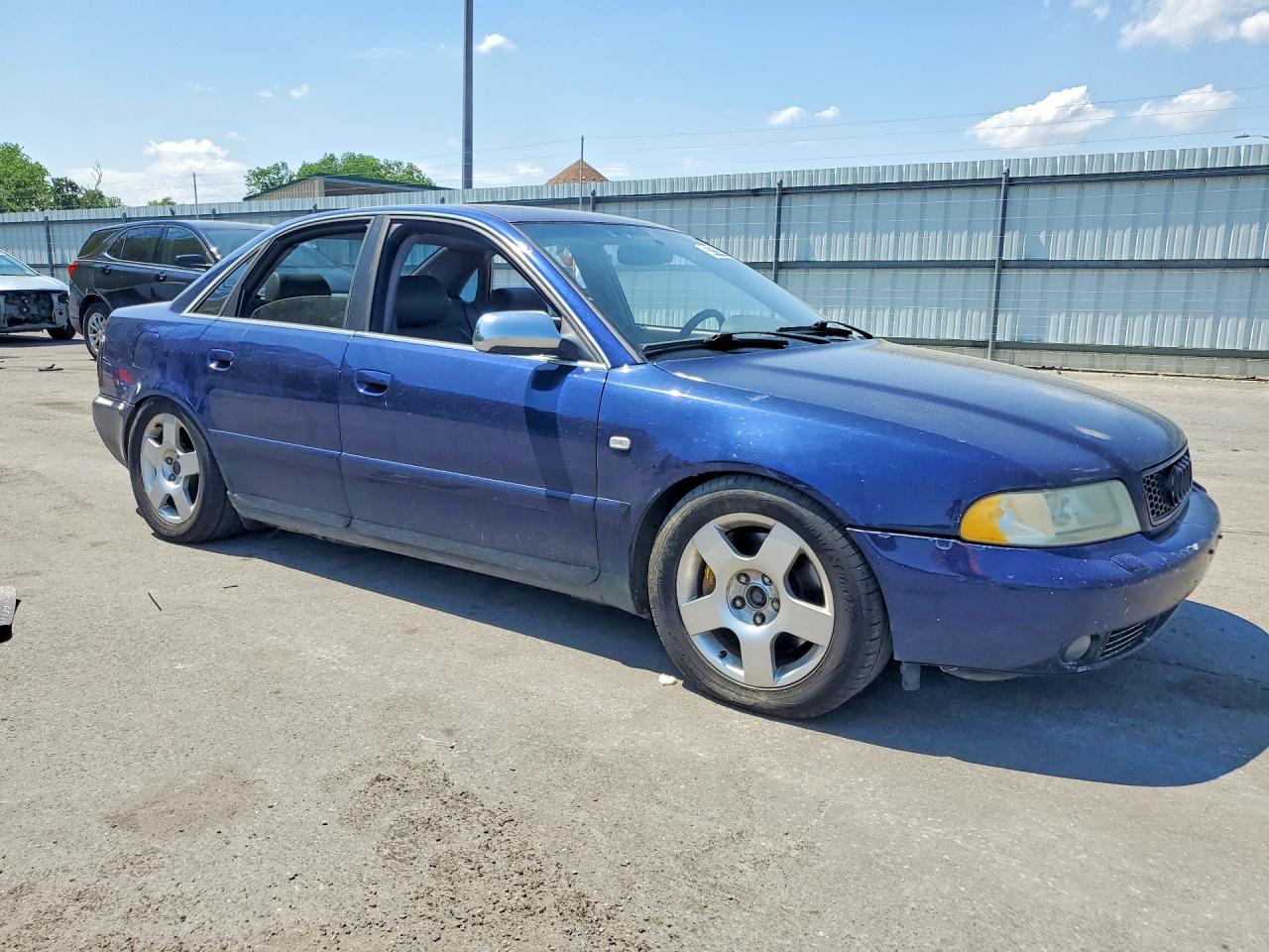 Audi A4 2.8 Quattro