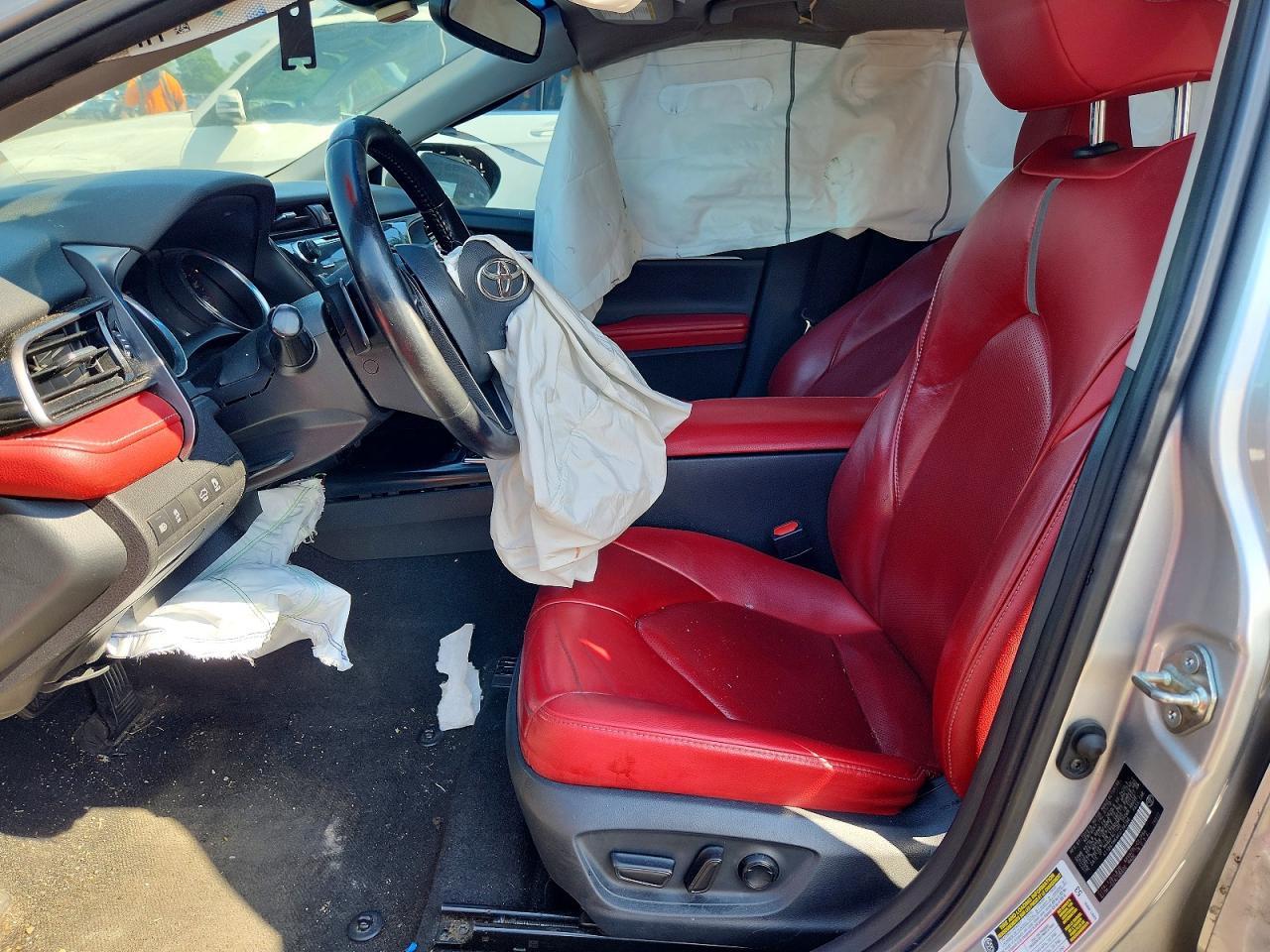 Toyota Camry Xse