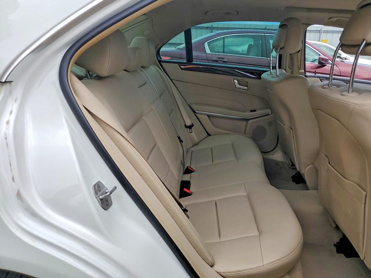 Mercedes-Benz E-Class 350