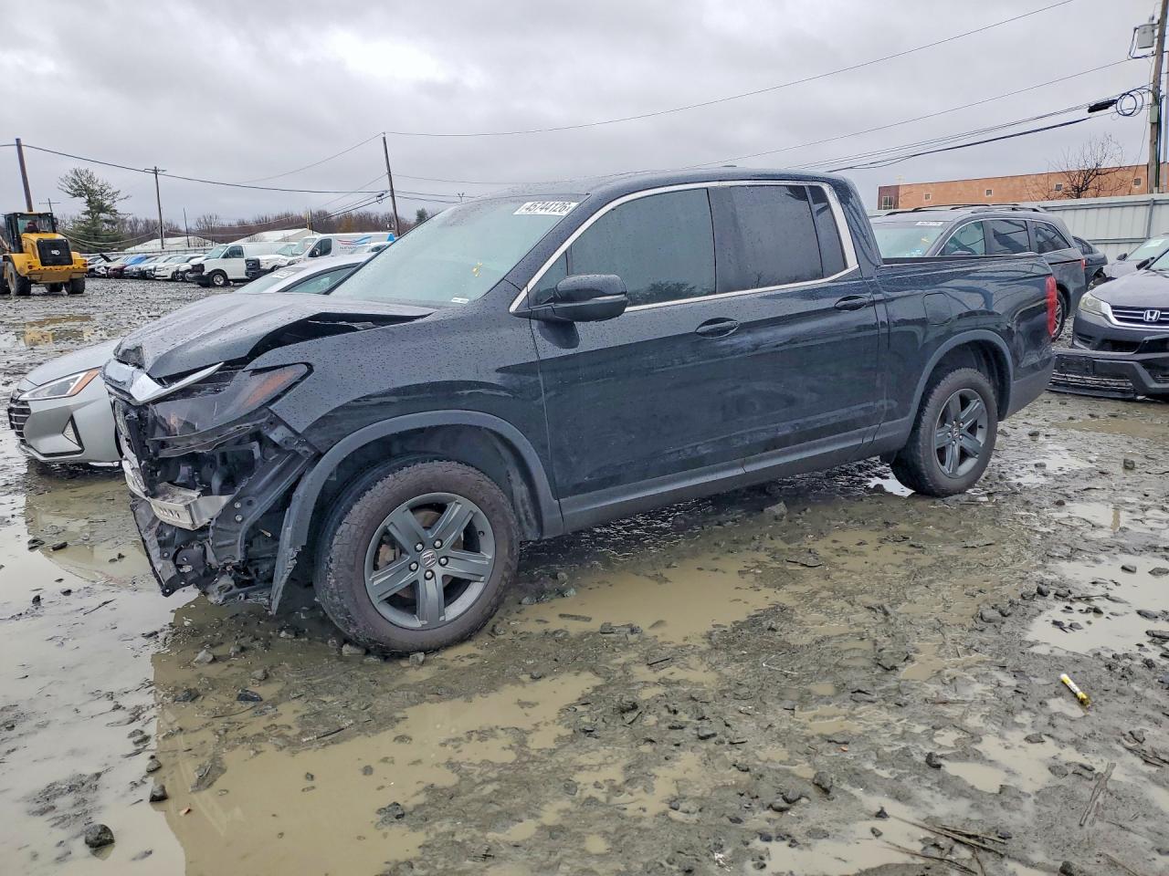 Salvage Honda Ridgeline Image
