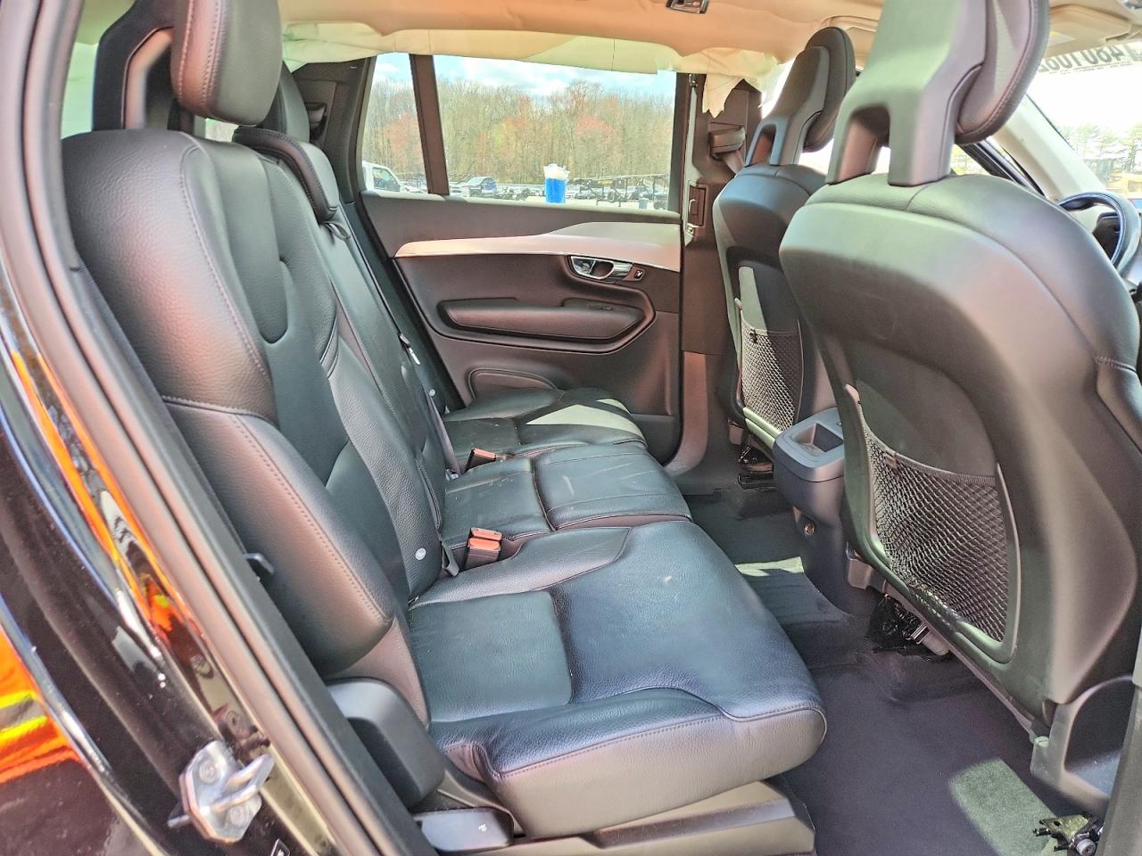 Volvo XC90 T5