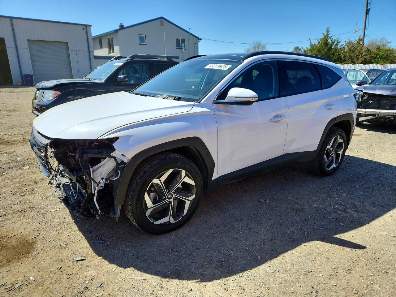 Salvage Hyundai TUCSON Image
