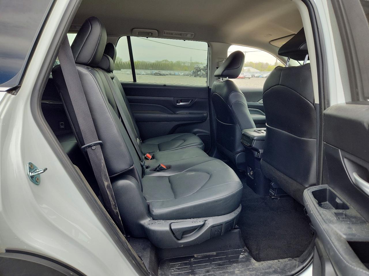 Toyota Grand High Xle