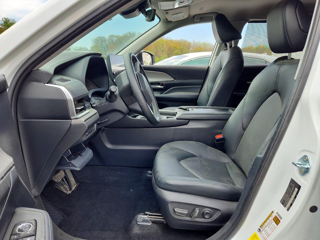 Toyota Grand High Xle