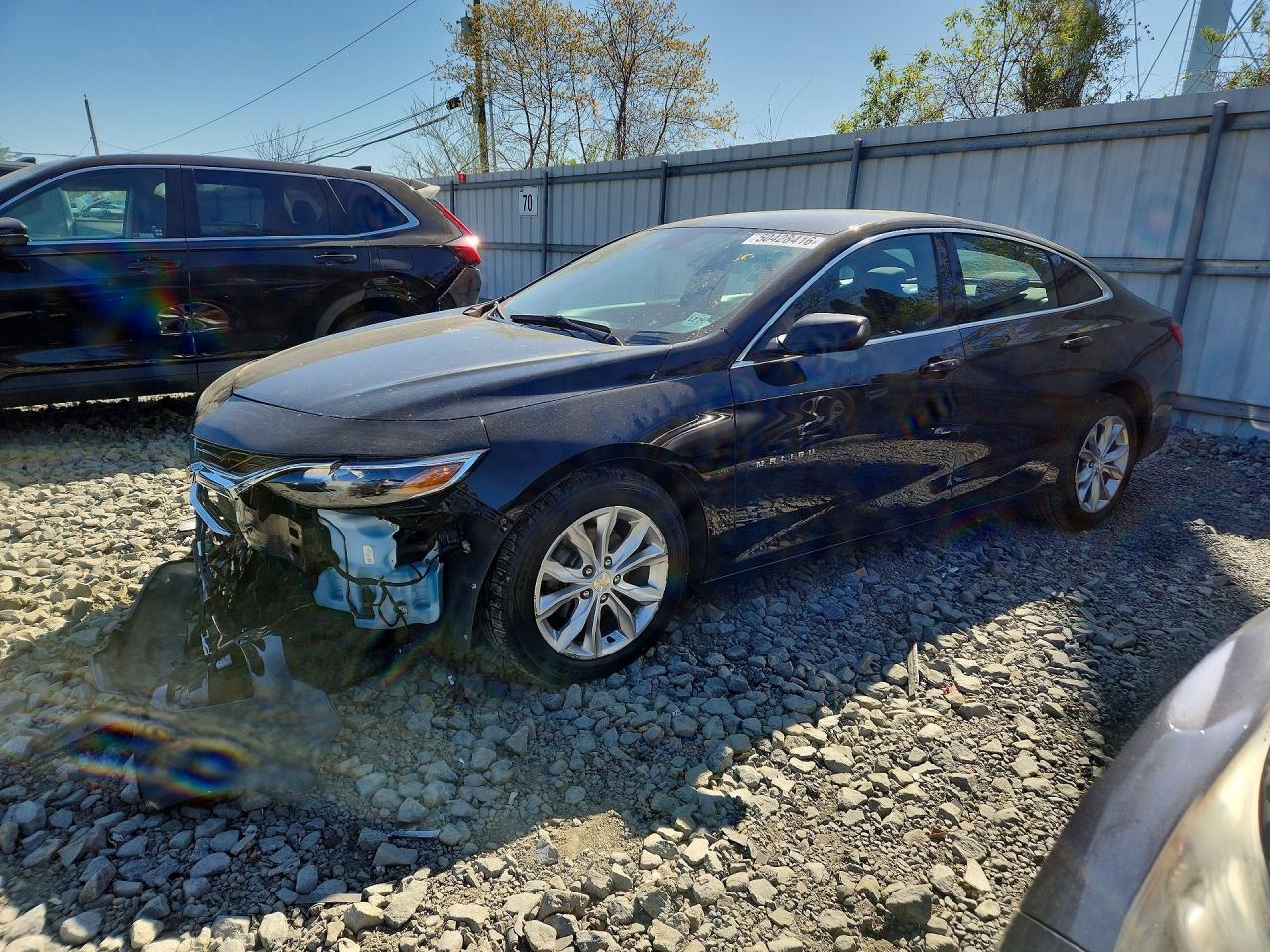 Salvage Chevrolet Malibu Image