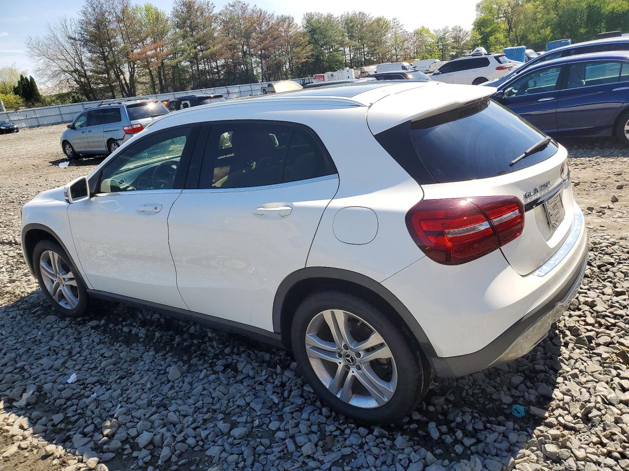 Mercedes-Benz GLA 250 4matic