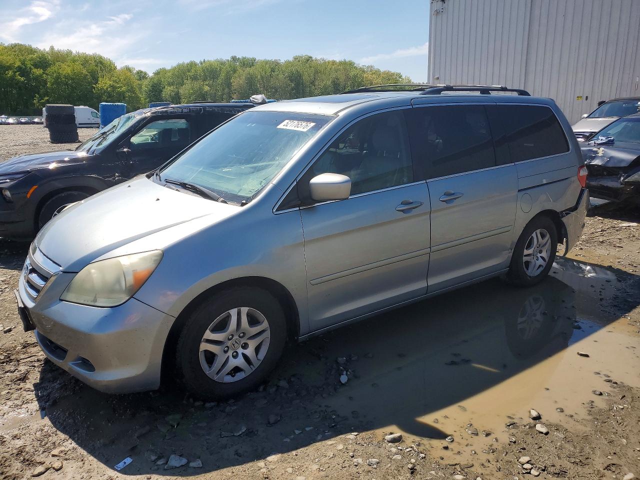 Salvage Honda Odyssey Image
