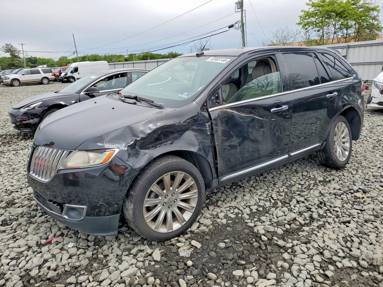 Salvage Lincoln MKX Image