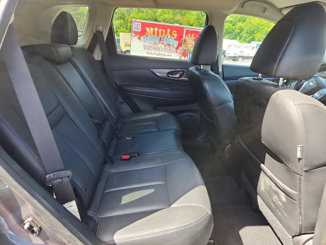 Nissan Rogue S