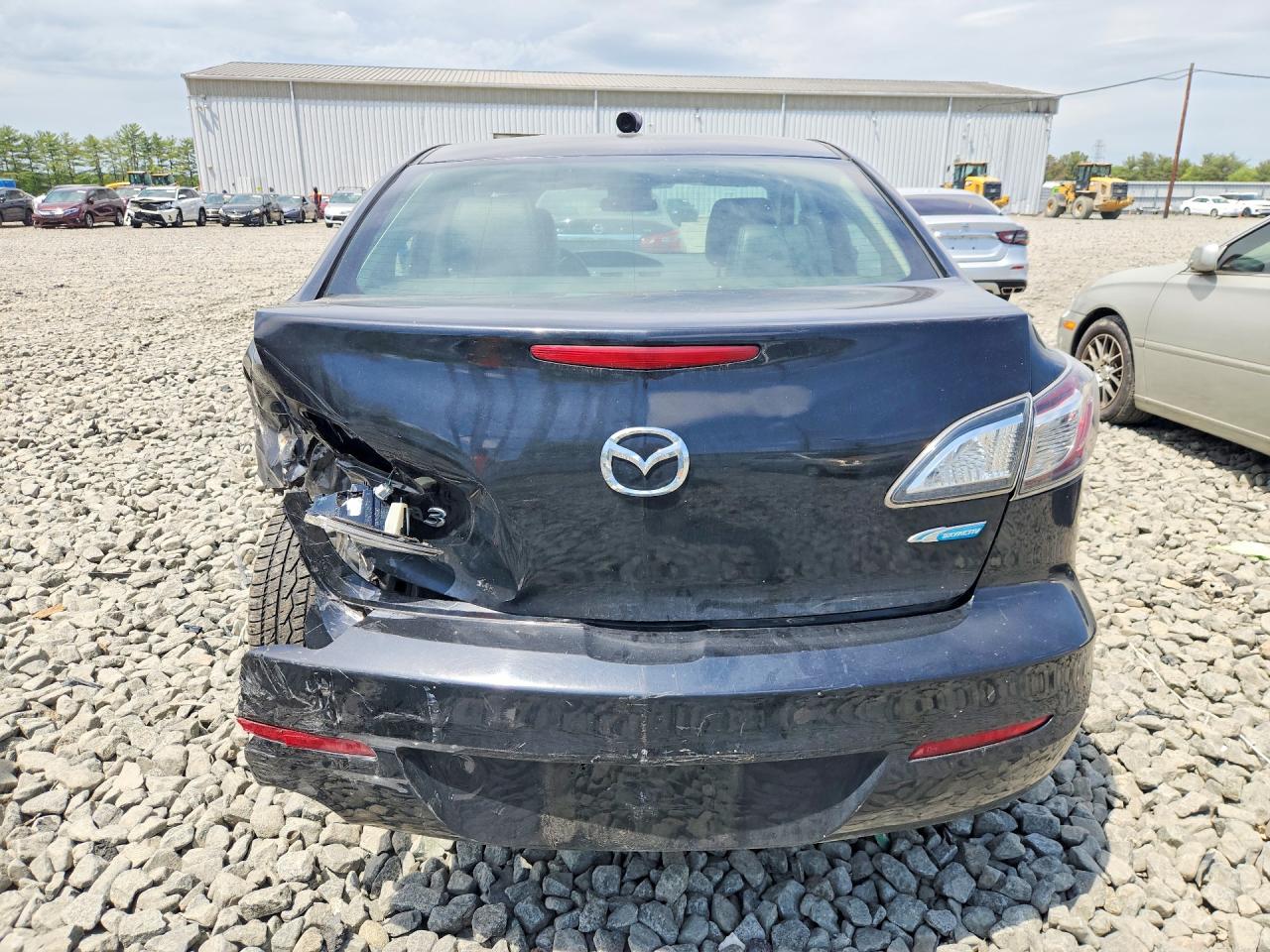 Mazda 3 I