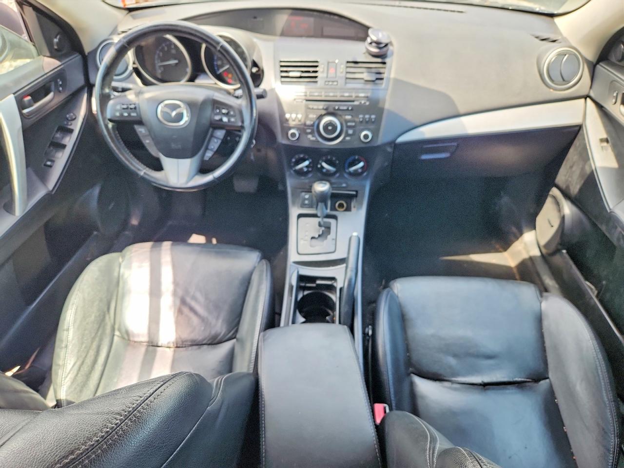 Mazda 3 I