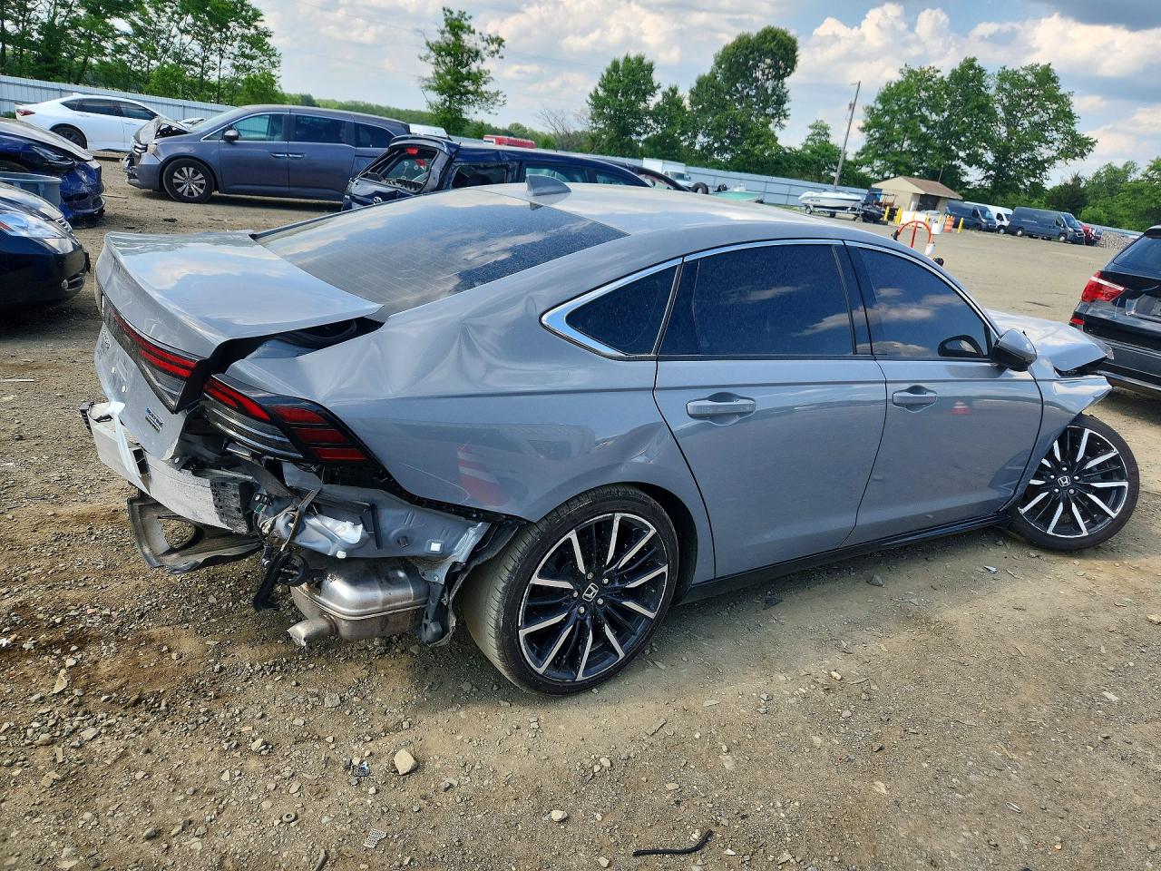 Honda Accord Touring Hybrid