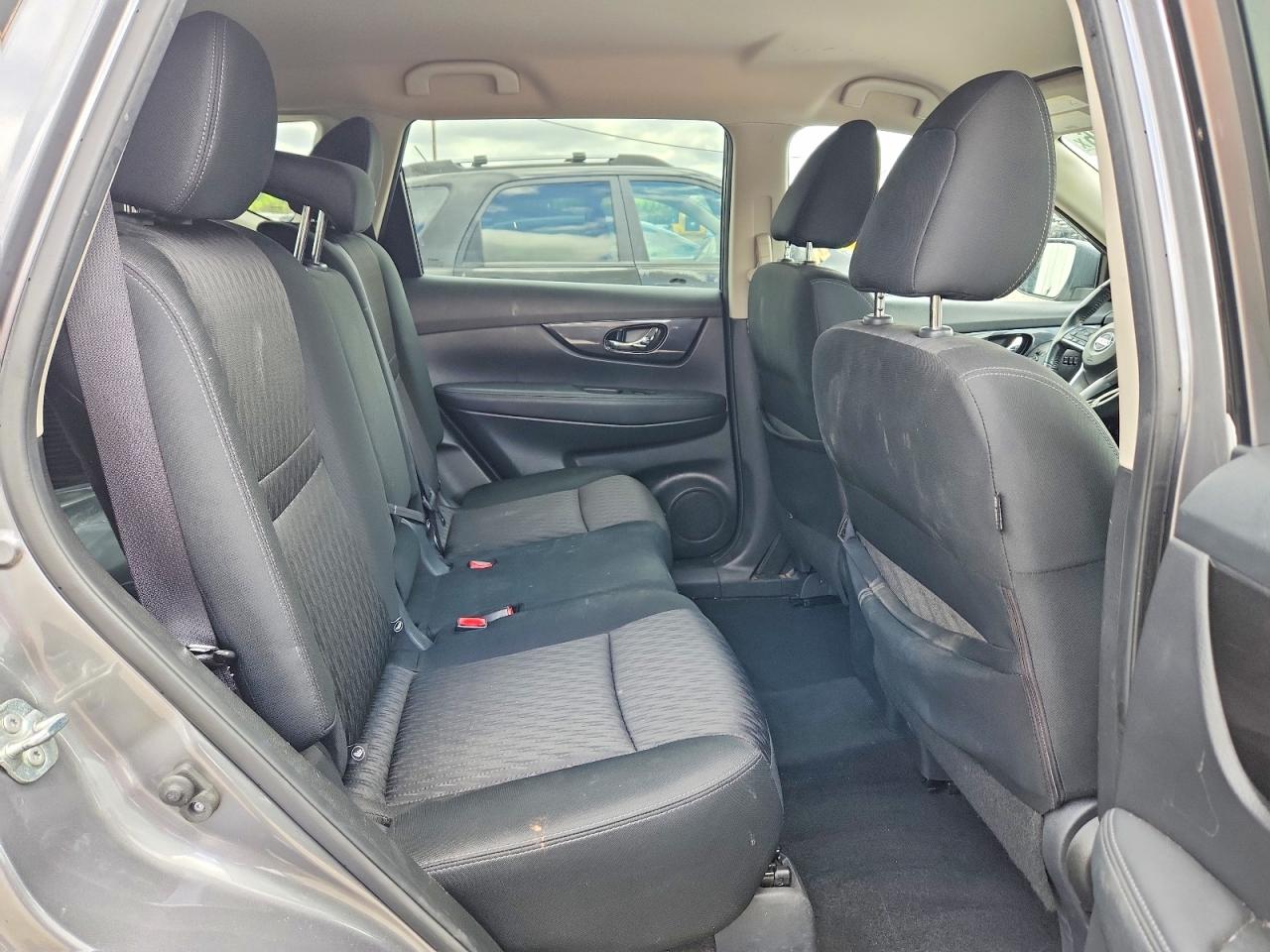 Nissan Rogue Sv