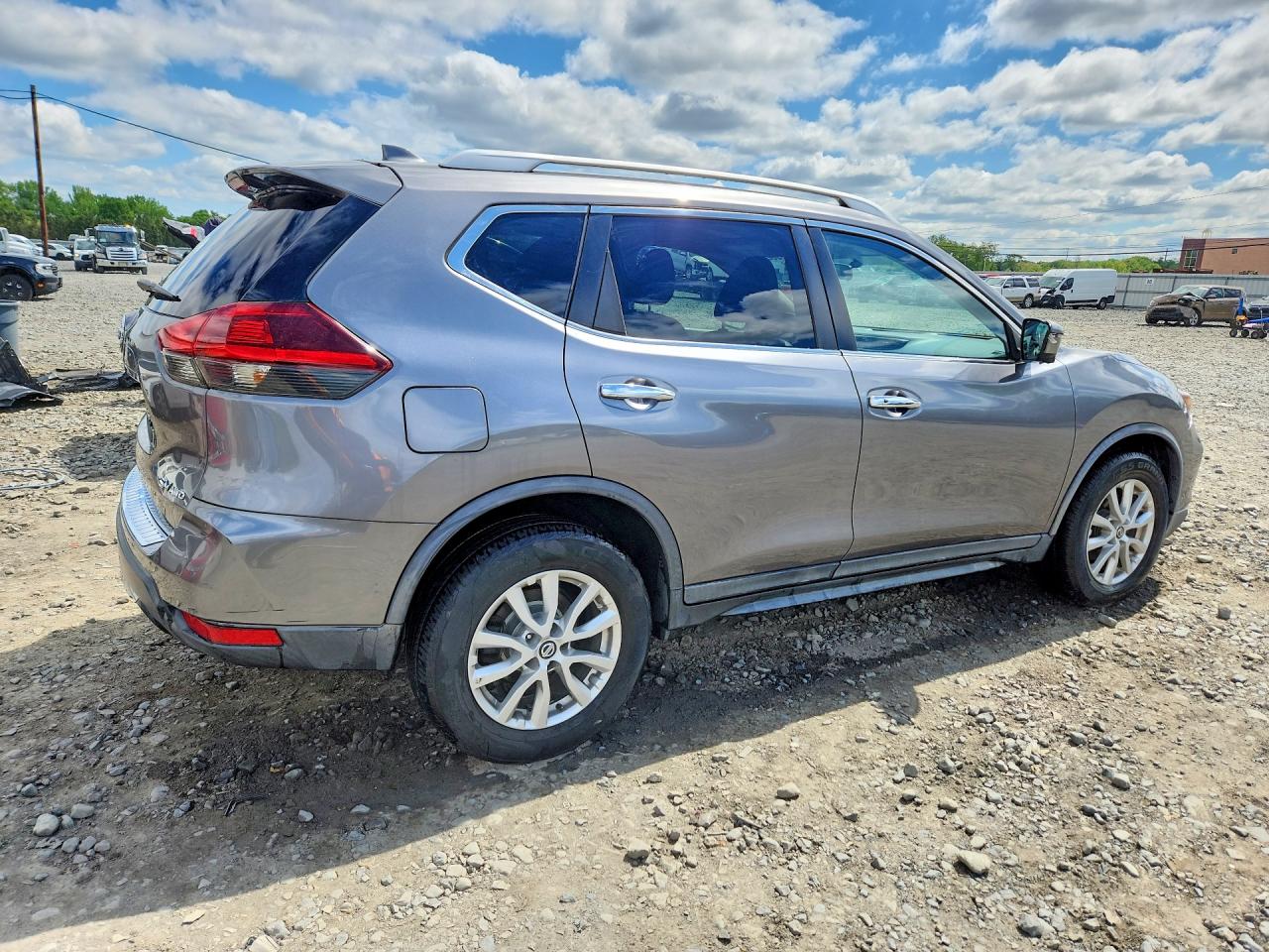 Nissan Rogue Sv