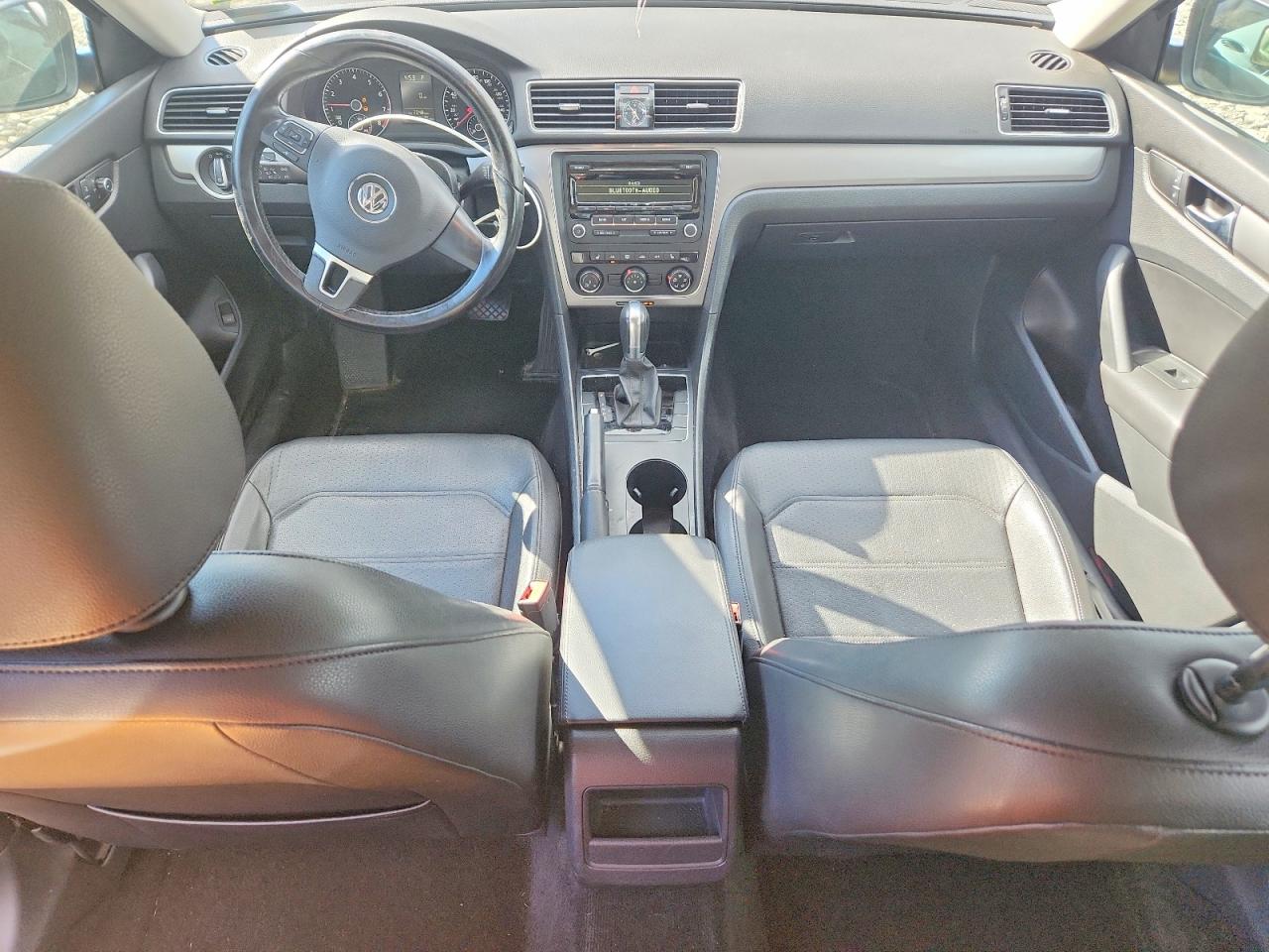 Volkswagen Passat S