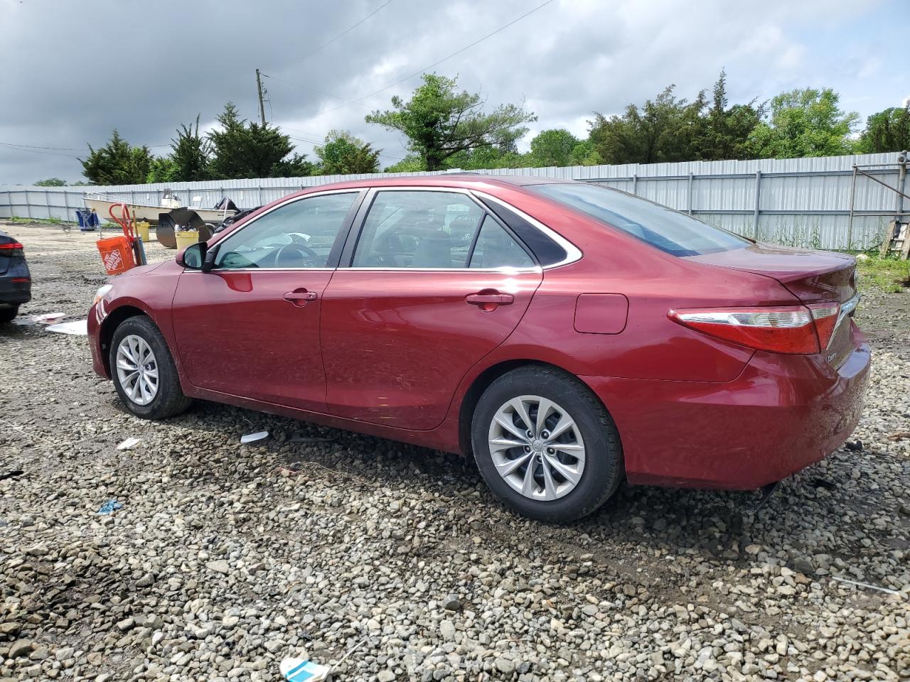 Toyota Camry Le