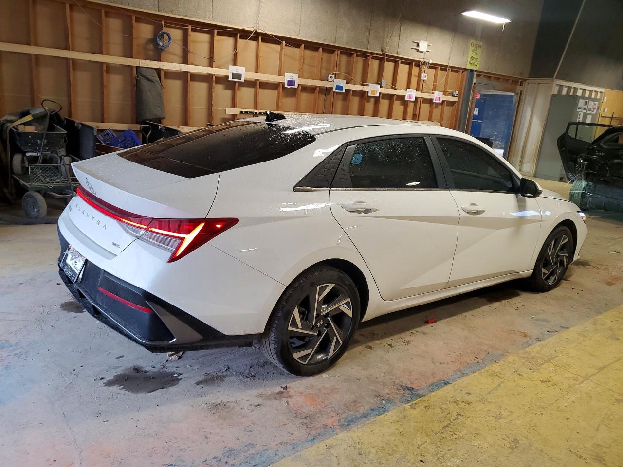 Hyundai ELANTRA Limited