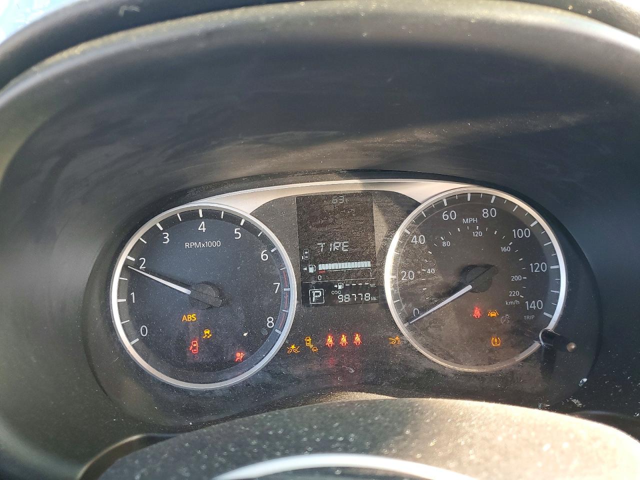Nissan Kicks S