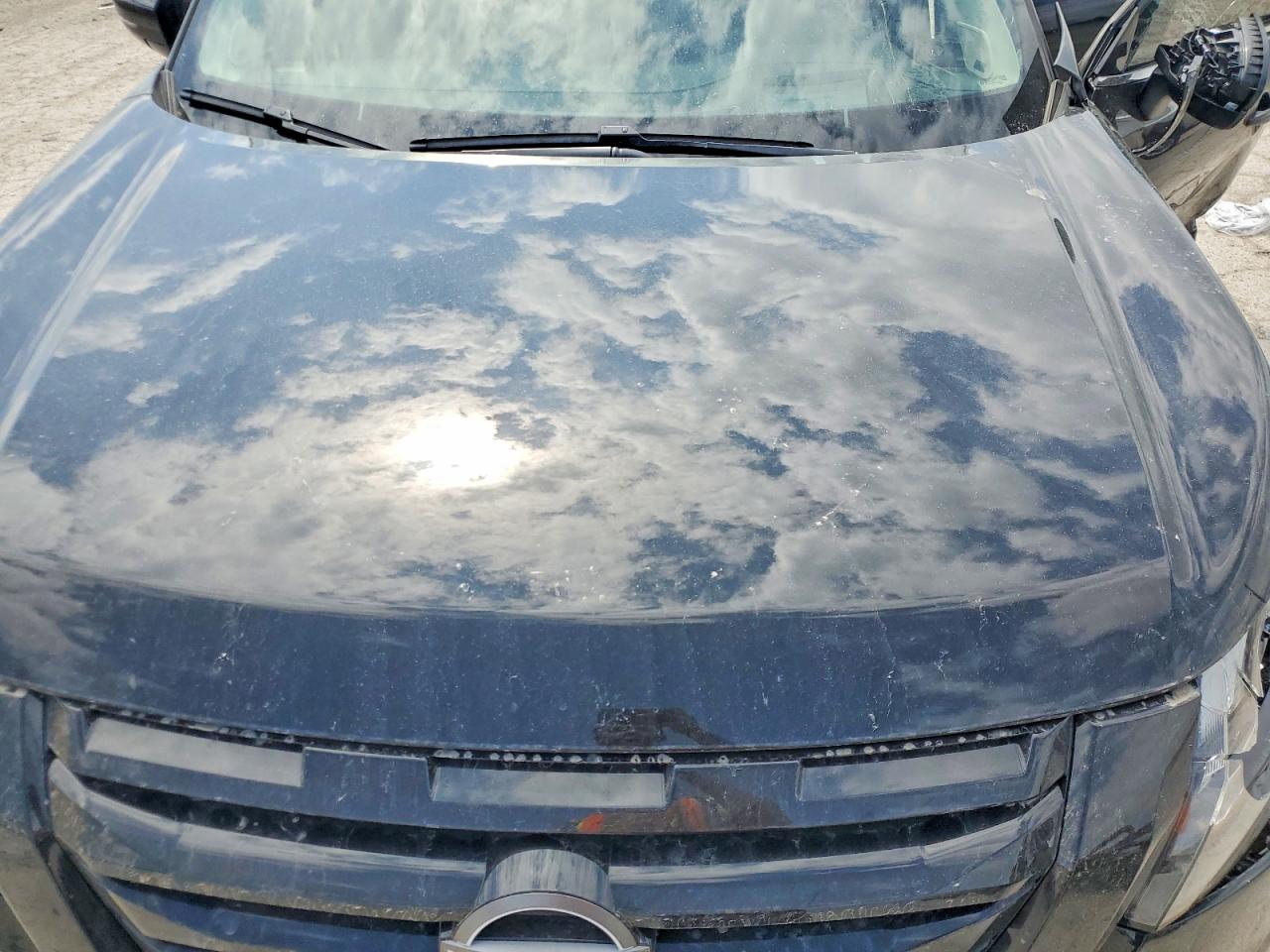 Nissan Pathfinder Platinum