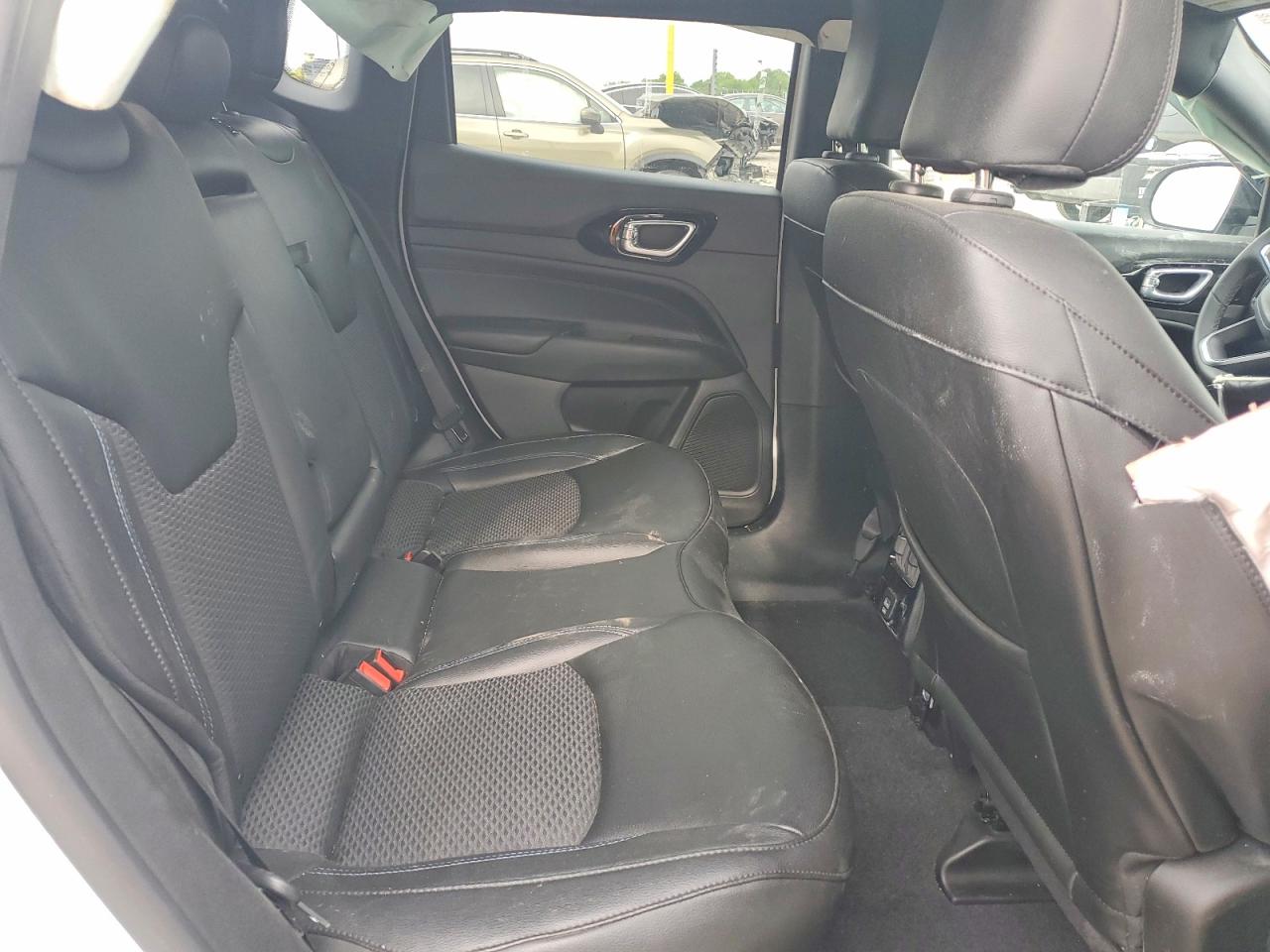 Jeep Compass Latitude