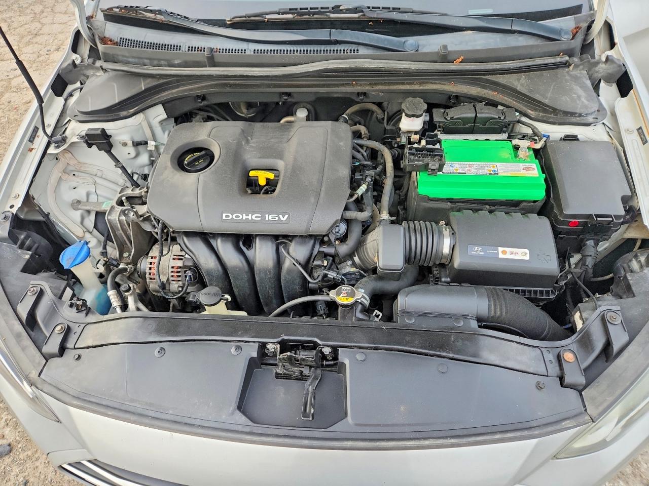 Hyundai ELANTRA Se