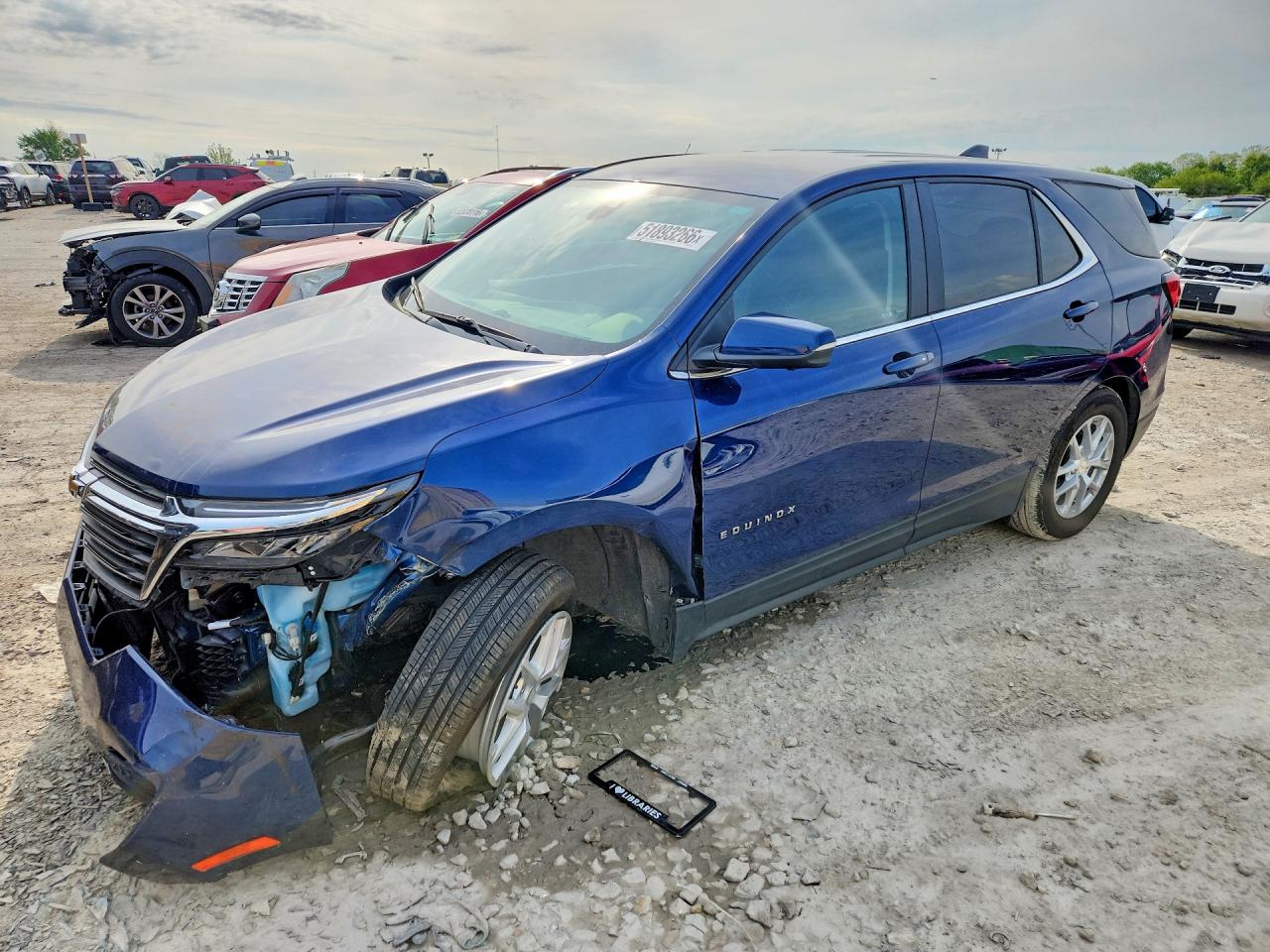 Salvage Chevrolet Equinox Image