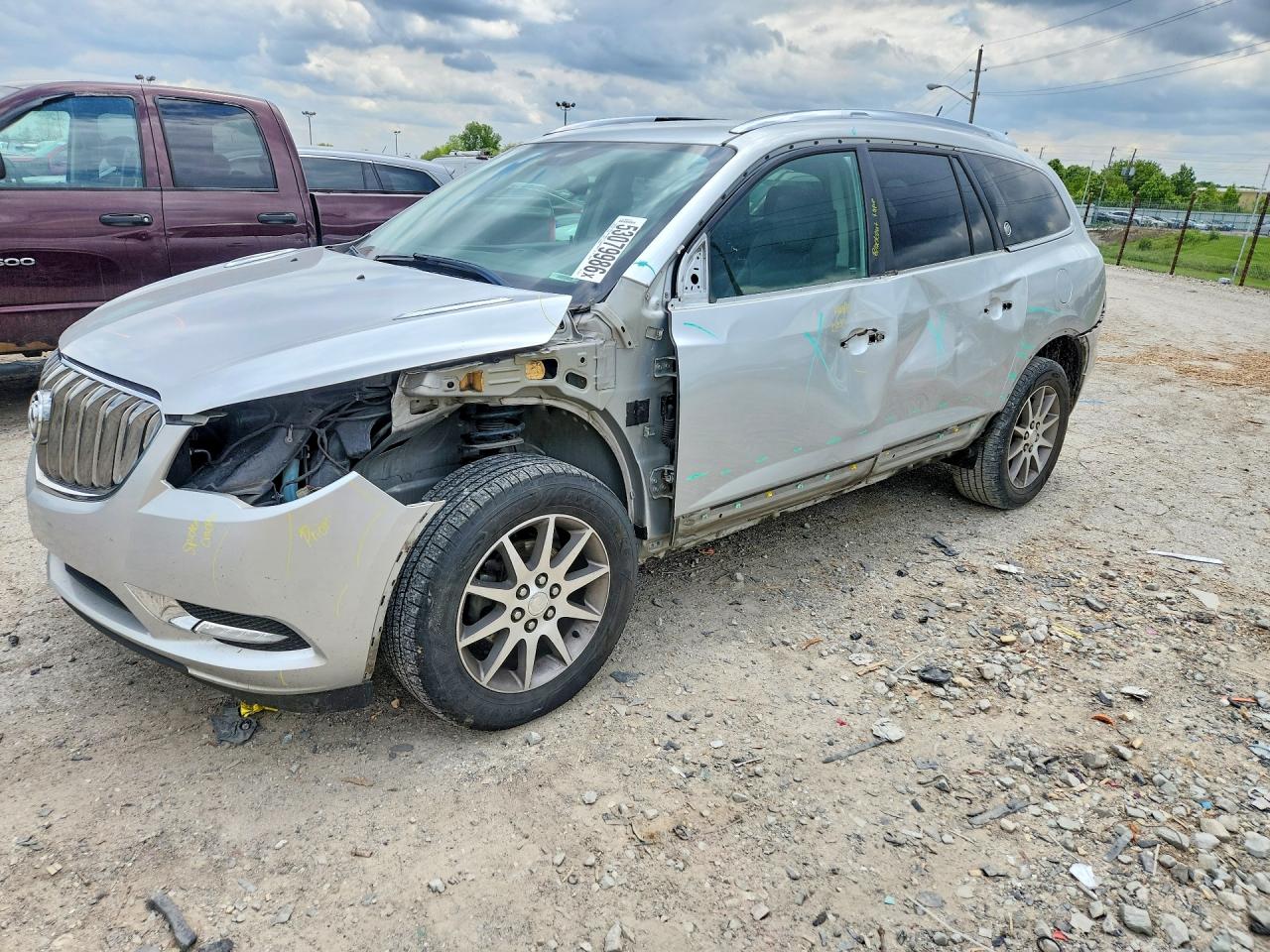 Salvage Buick Enclave Image