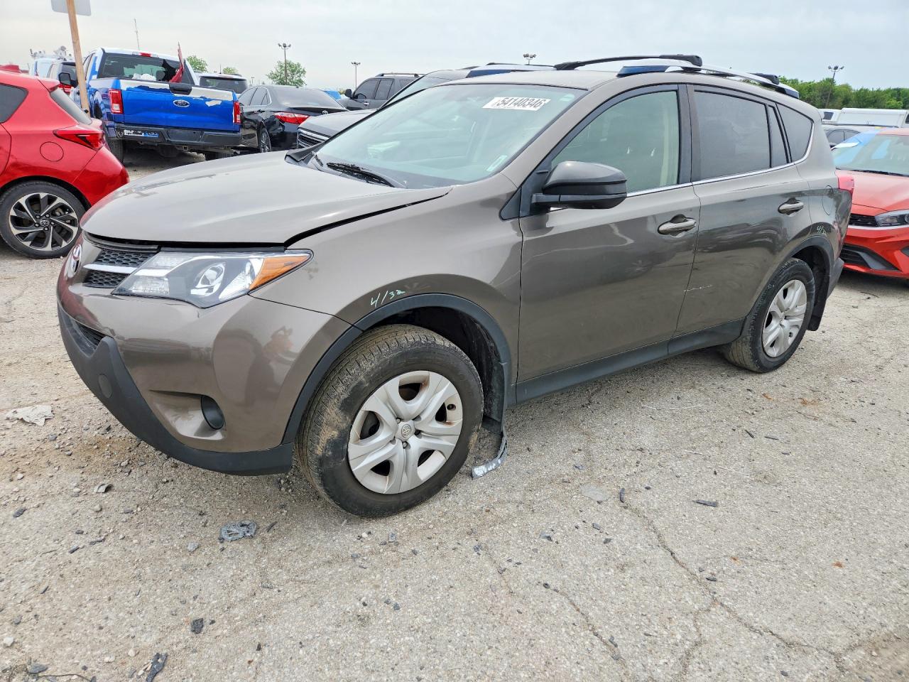 Salvage Toyota RAV4 Image