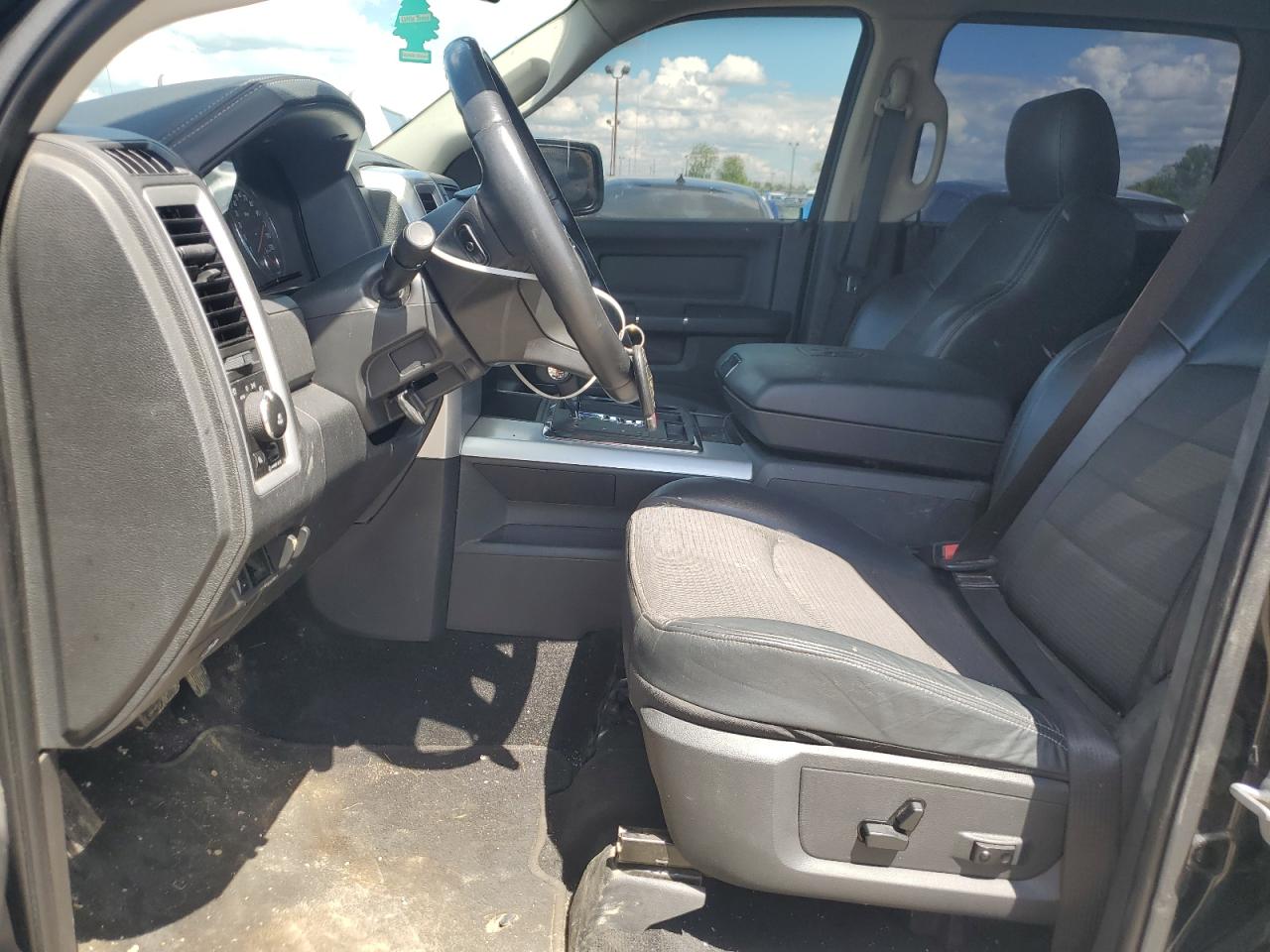 Dodge Ram 1500 Sport