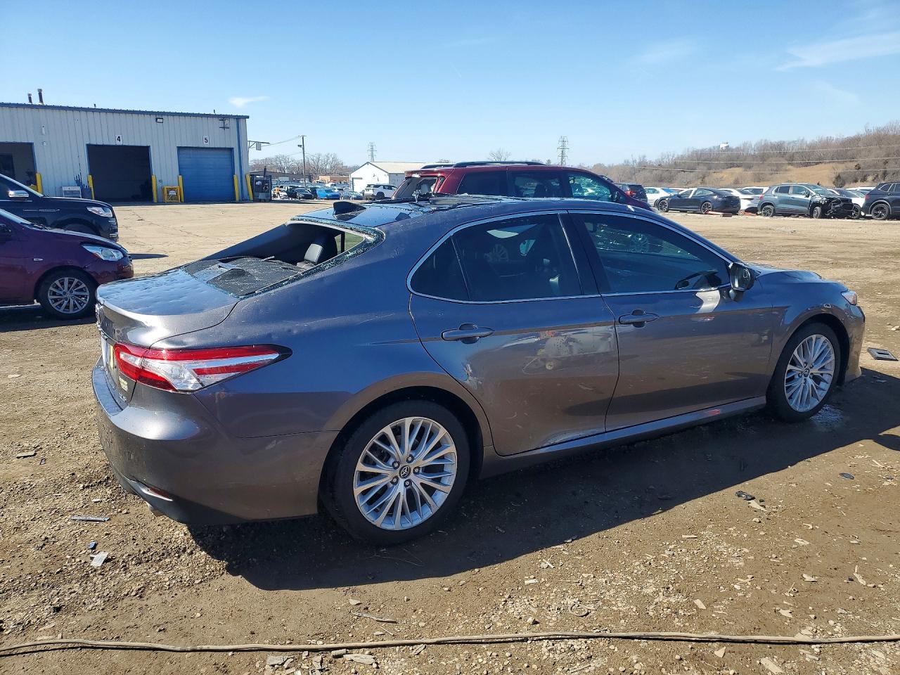 Toyota Camry Xle