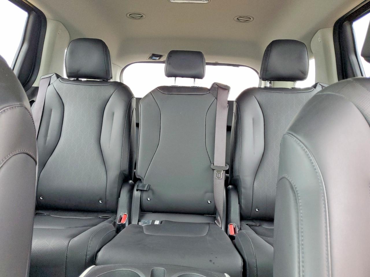 Kia Carnival Lx