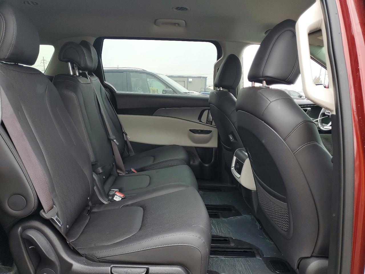 Kia Carnival Lx