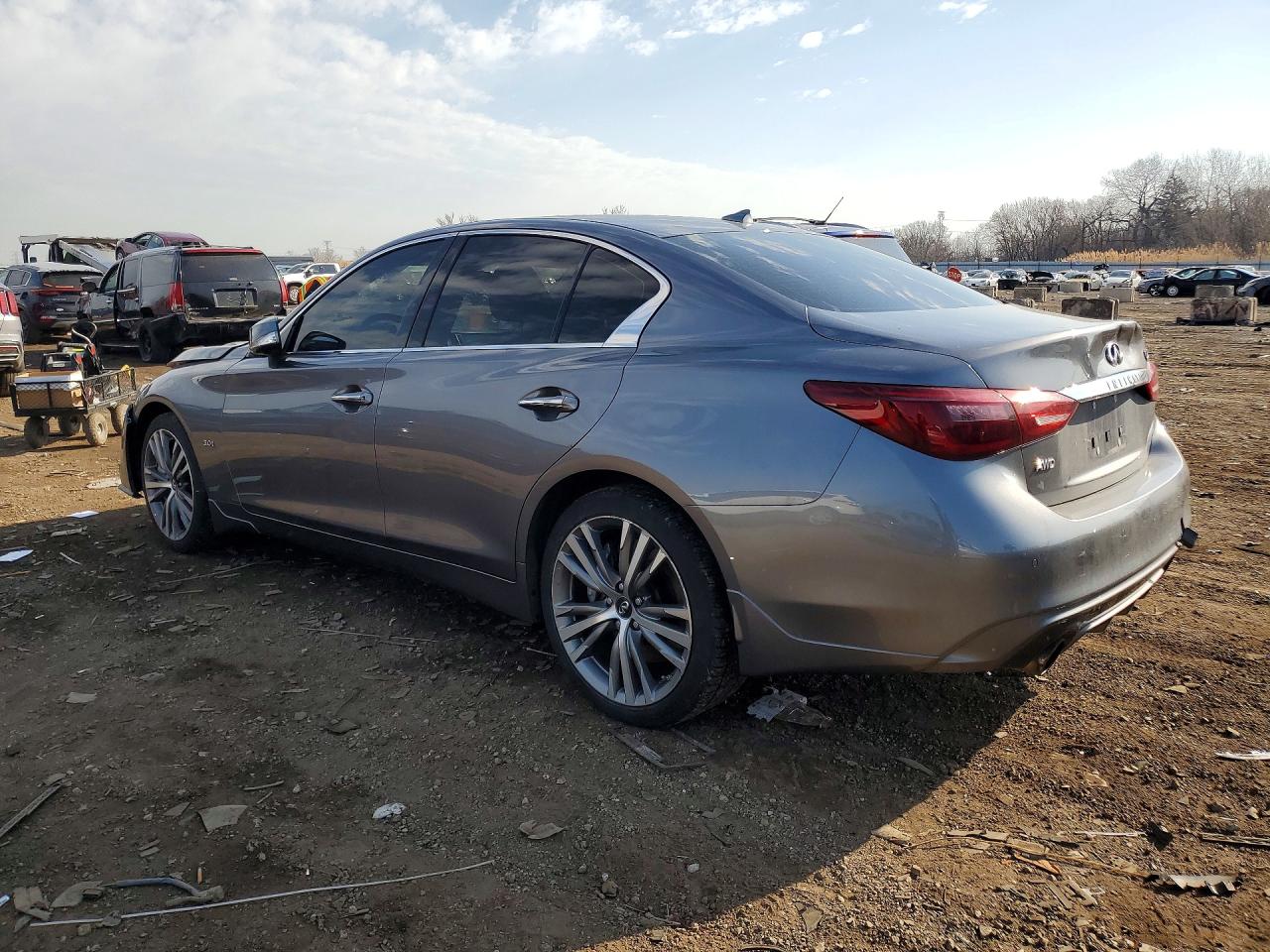 INFINITI Q50 3.0t 3.0t Sport
