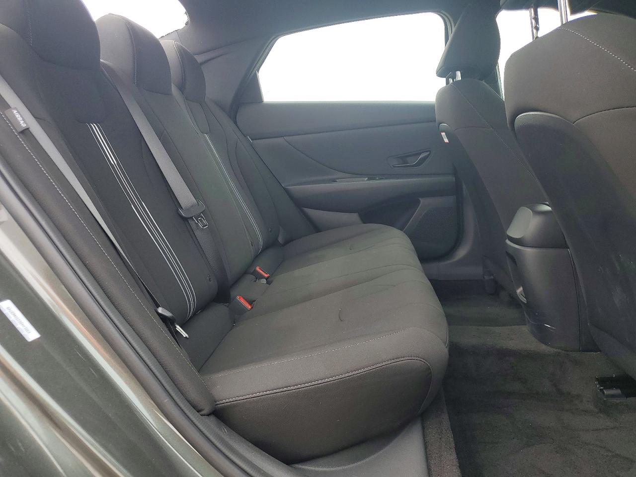 Hyundai ELANTRA Sel Sport