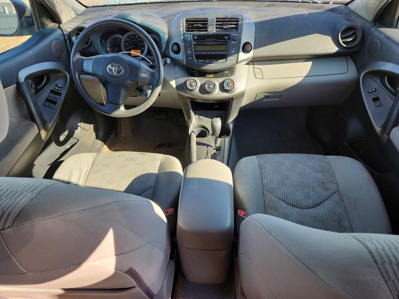 Toyota RAV4 Base