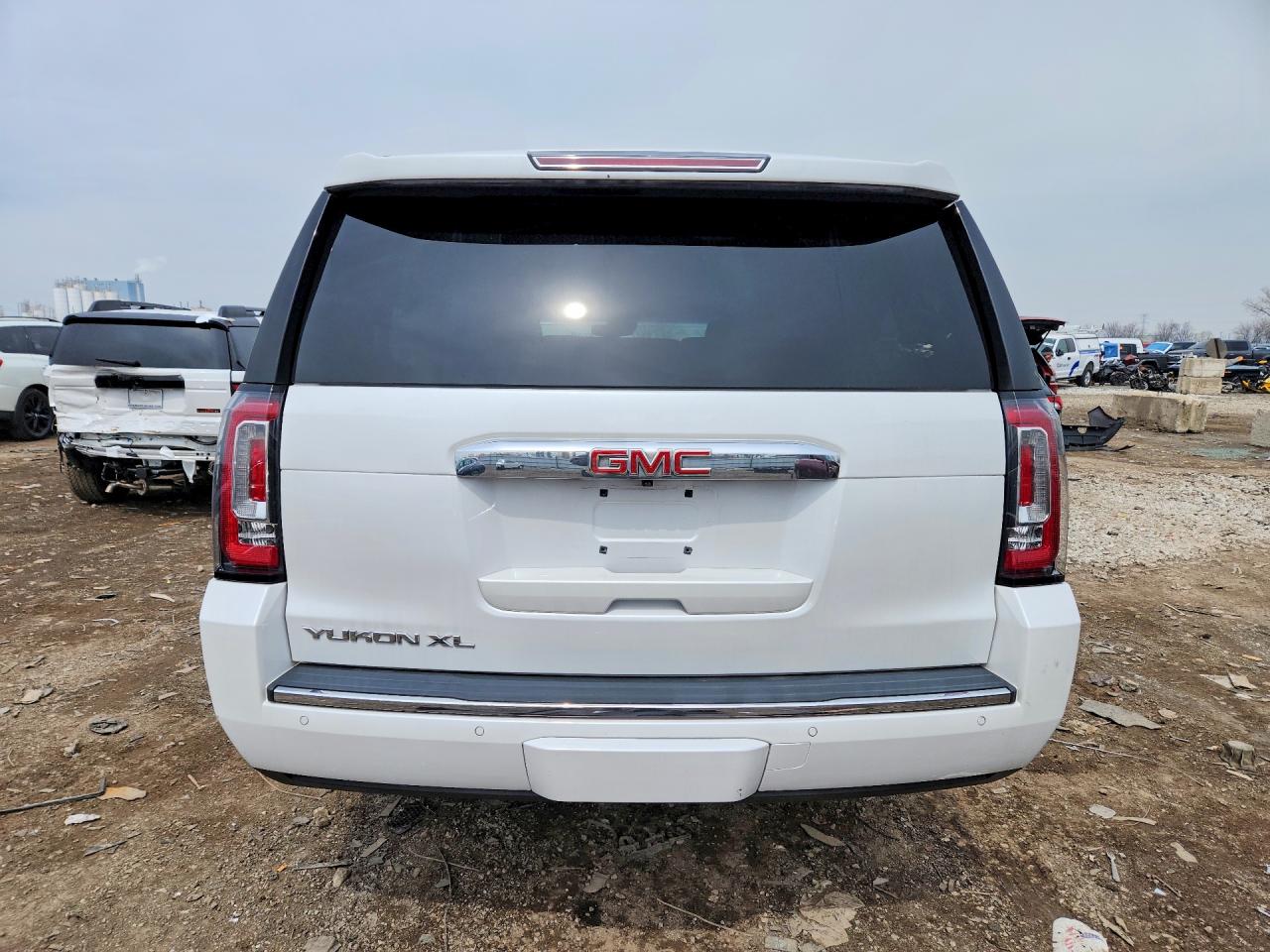 GMC Yukon Denali
