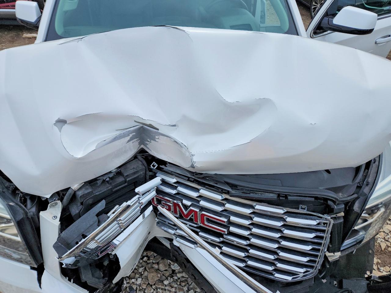 GMC Yukon Denali