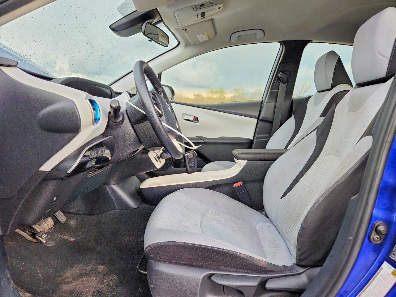 Toyota Prius Three