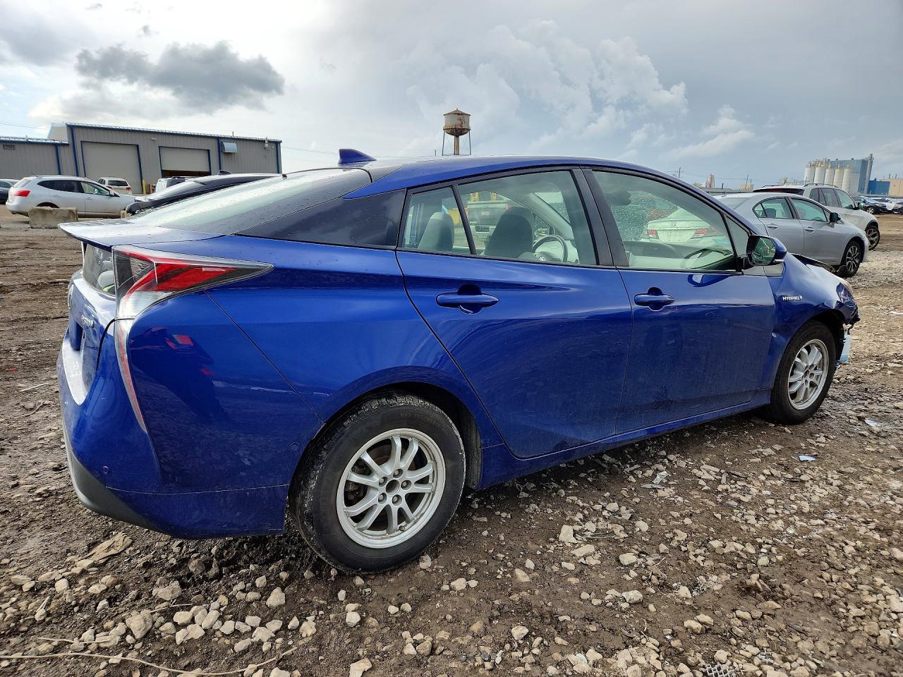 Toyota Prius Three