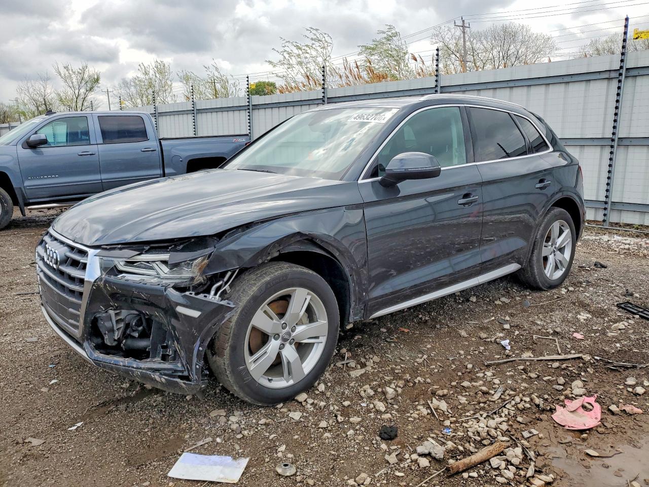Salvage Audi Q5 Image